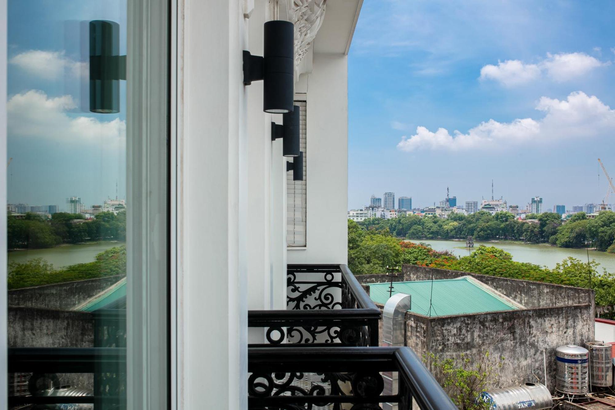 La Sinfonia Majesty Hotel And Spa Ханой Екстериор снимка