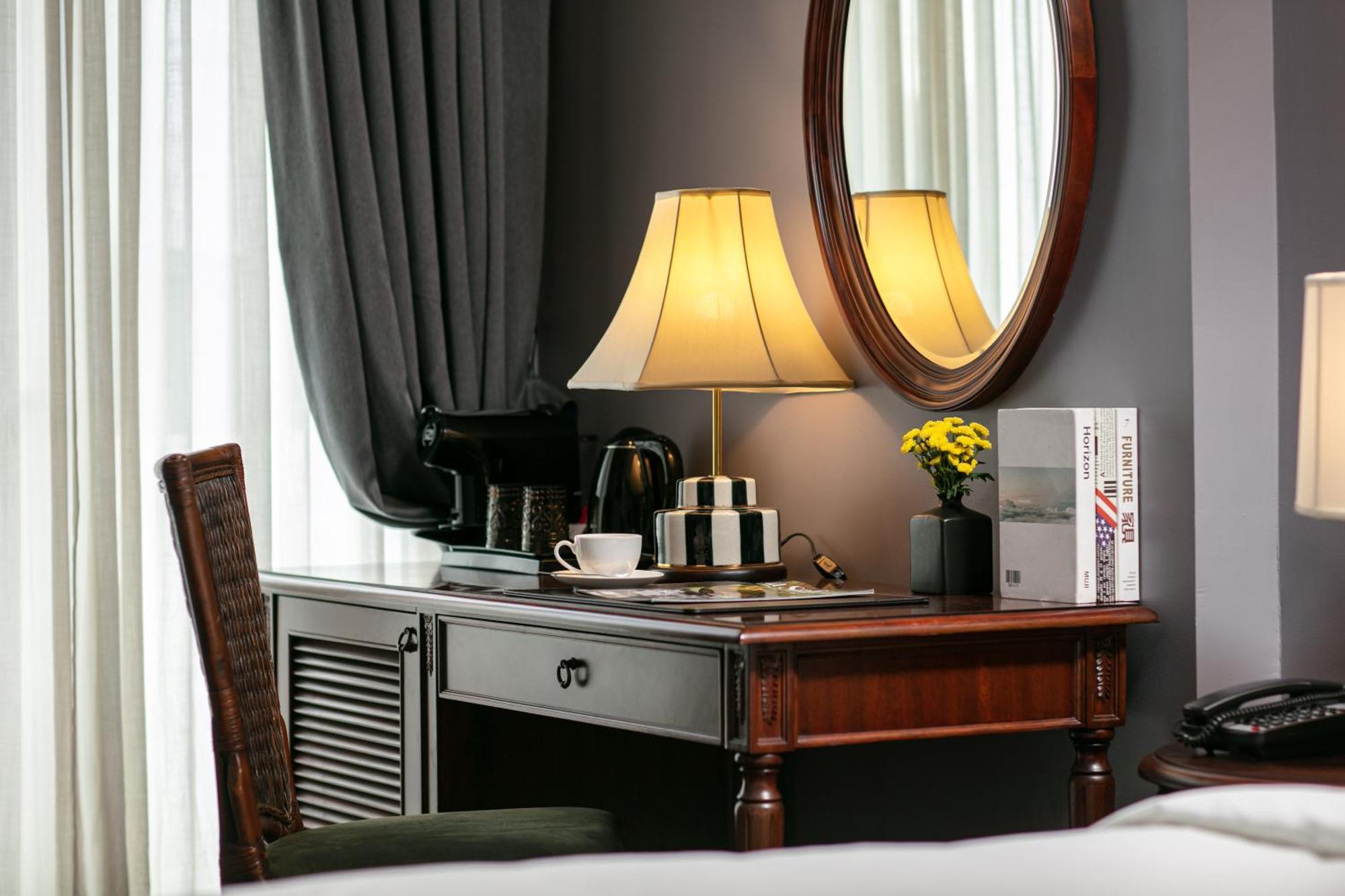 La Sinfonia Majesty Hotel And Spa Ханой Екстериор снимка