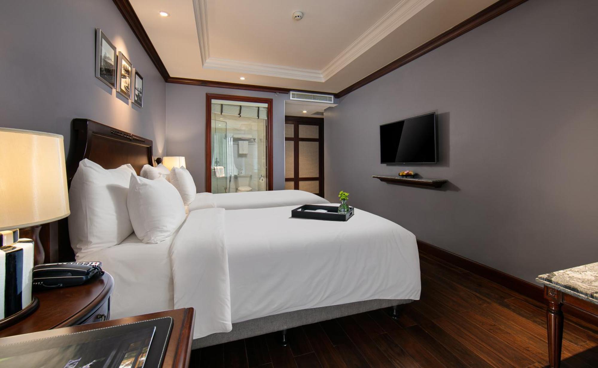 La Sinfonia Majesty Hotel And Spa Ханой Екстериор снимка